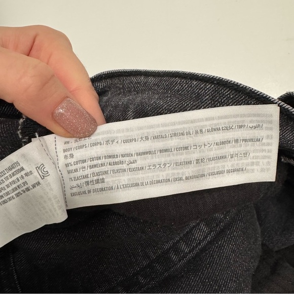 Abercrombie & fitch black washed out jean the mom high rise size 25 extra long - Picture 4 of 7